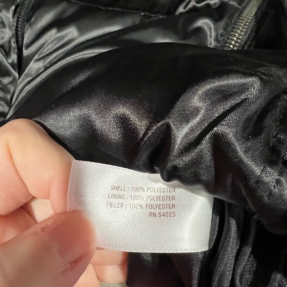 NEW NWT Old Navy black shiny puffer jacket coat 2x XXL - Picture 9 of 9